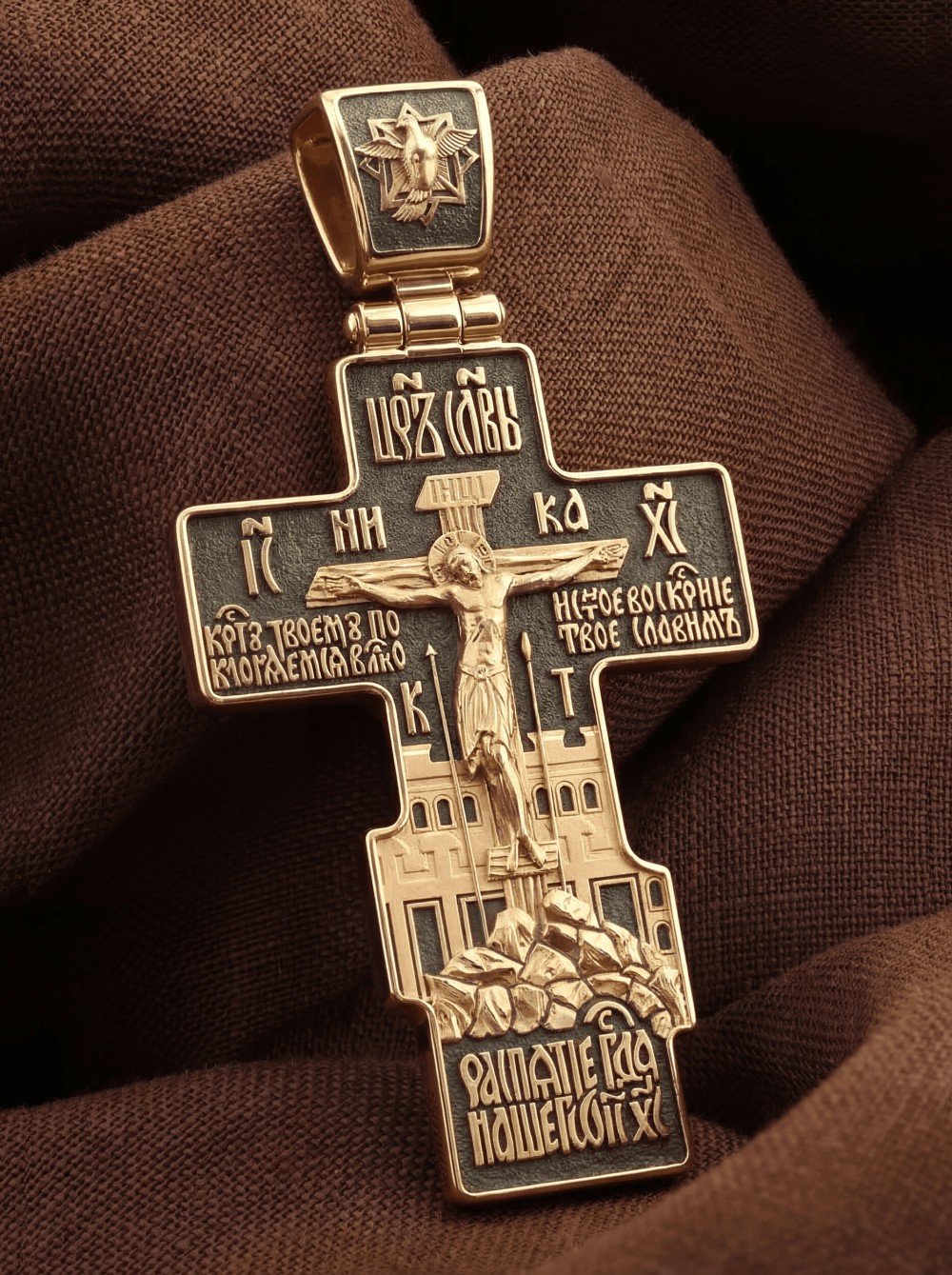 Крест из золота