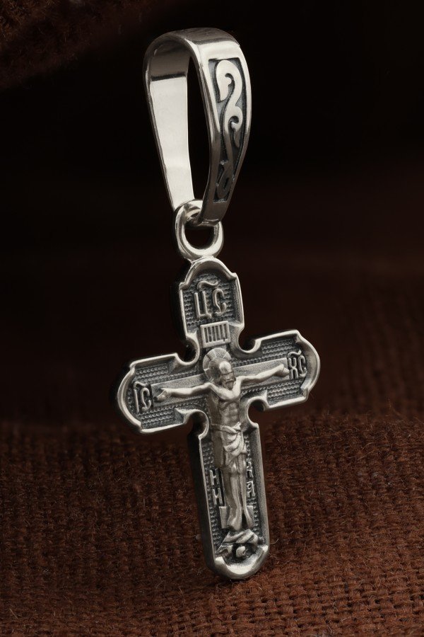 Крест из белого золота