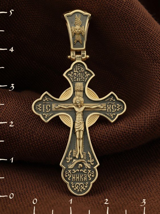 Крест из лимонного золота