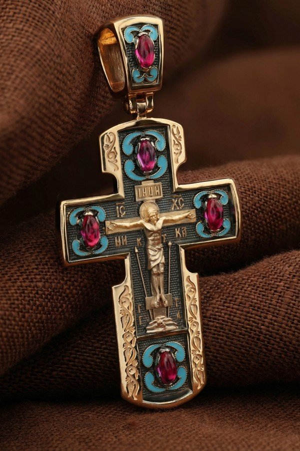 Крест из золота c эмалью и рубином