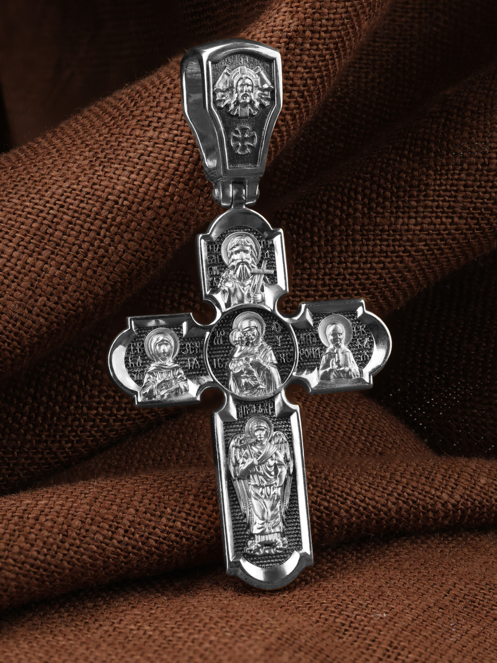 Крест из белого золота