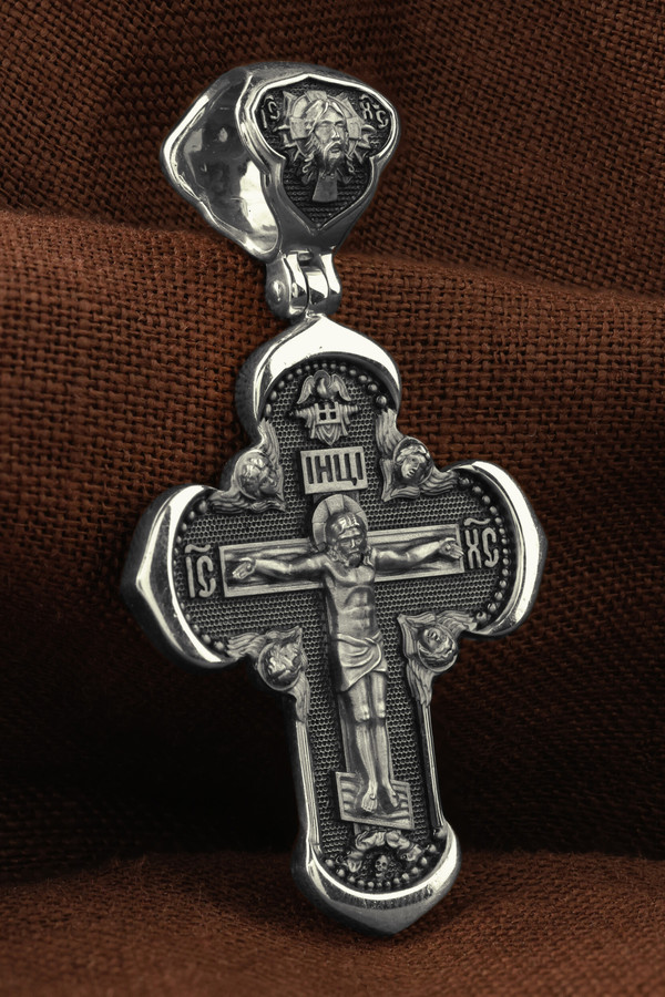 Крест из белого золота