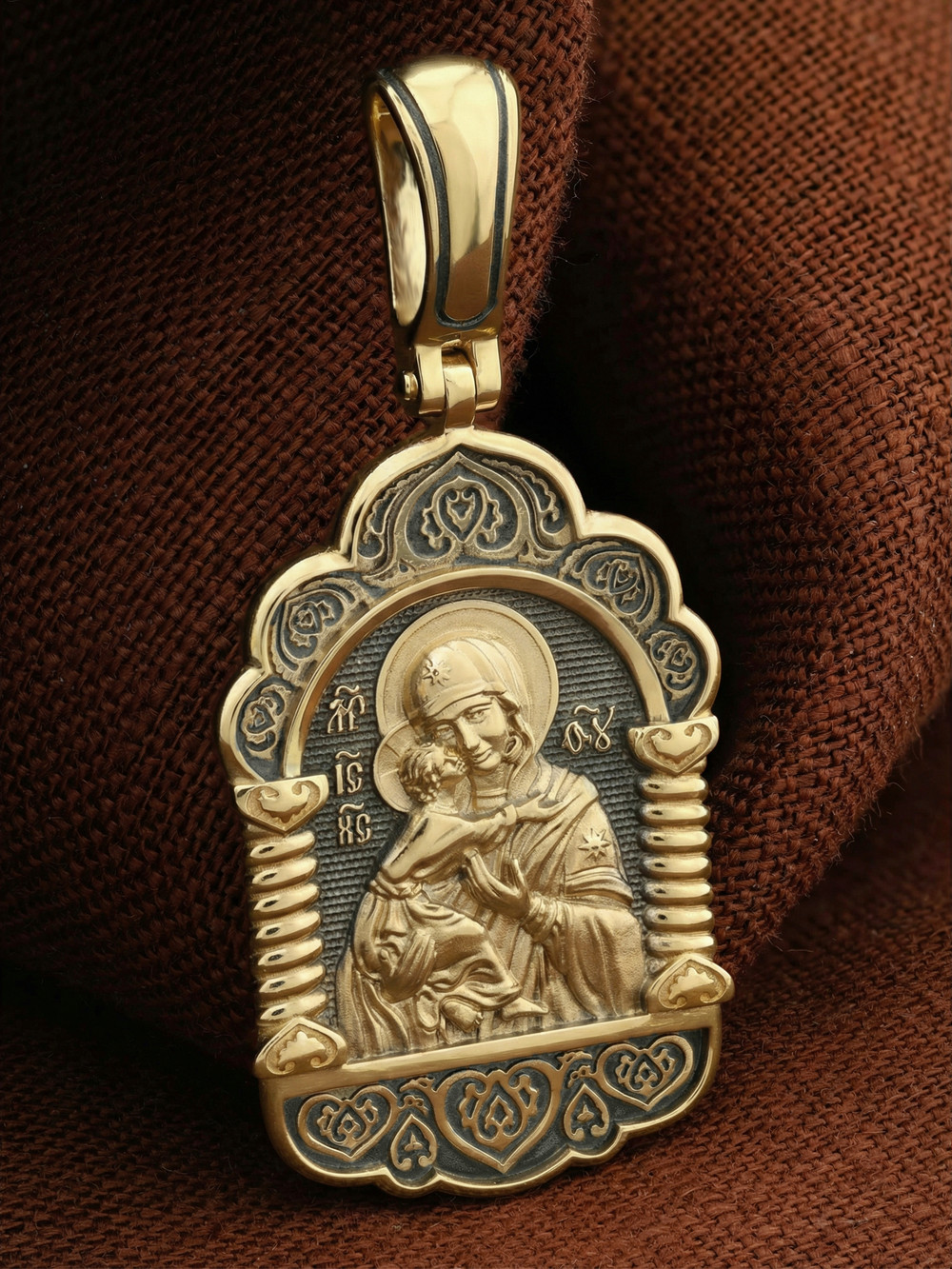 Образок из лимонного золота