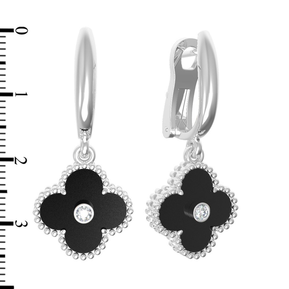 Серьги из белого золота c бриллиантами и ониксом