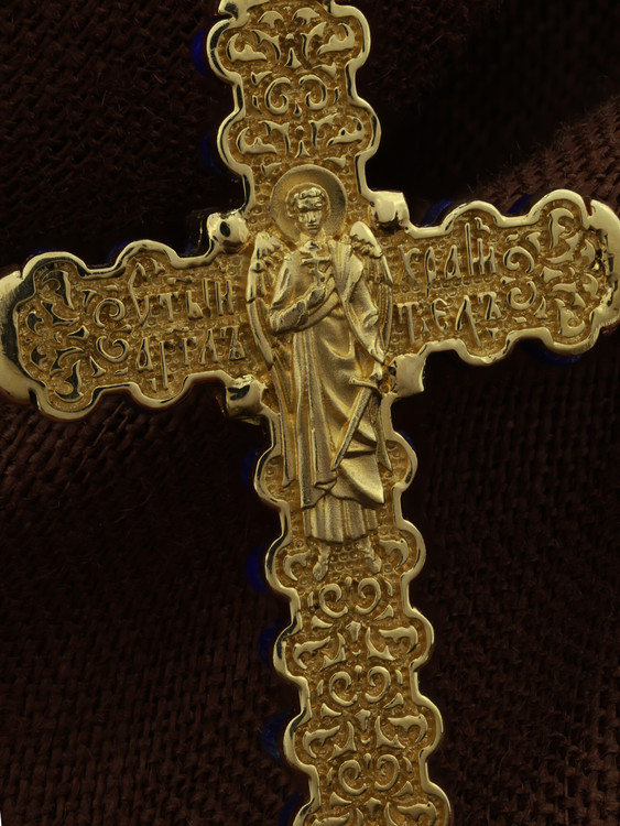 Крест из лимонного золота c лазуритом