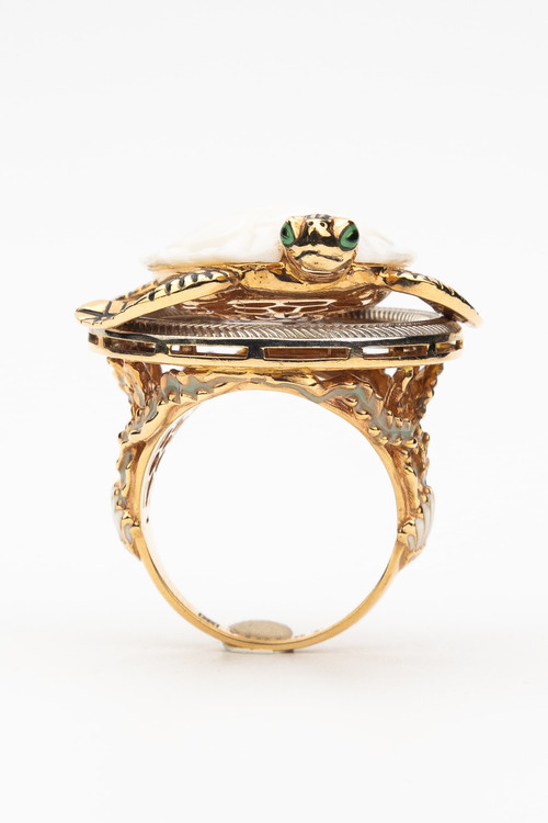 Кольцо из золота c эмаль и бивнем мамонта