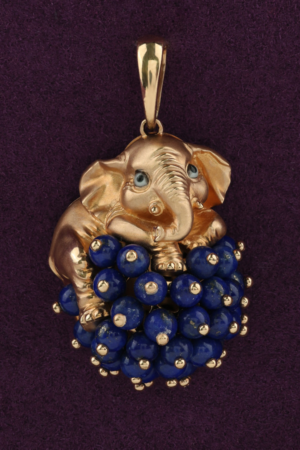 Подвеска из золота c эмаль и лазуритом