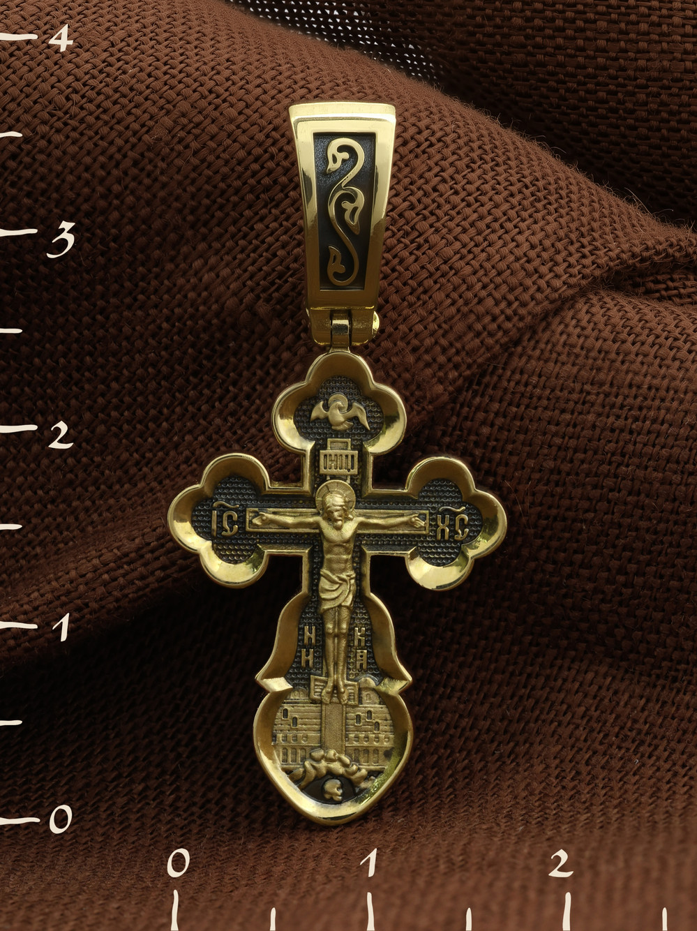 Крест из лимонного золота