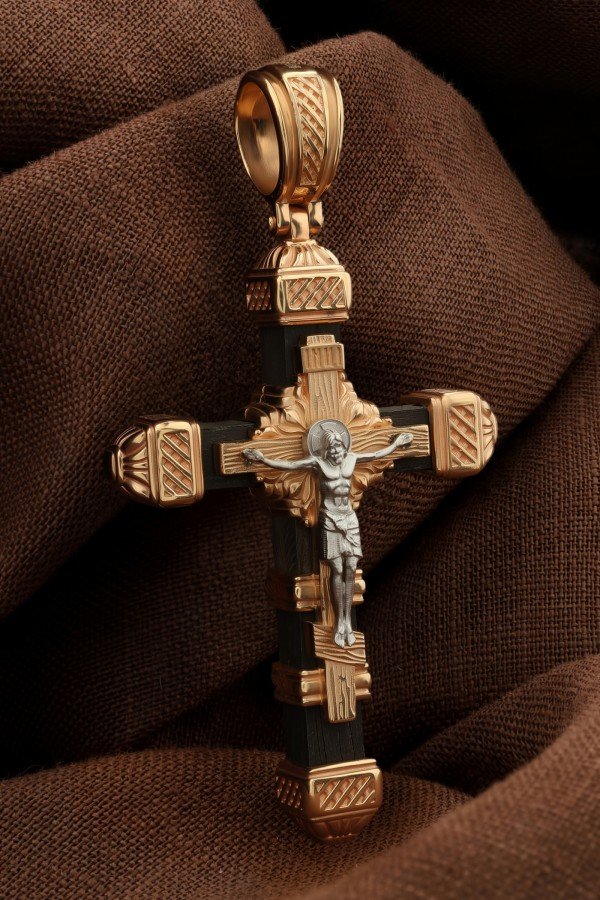 Крест из золота c эбеновым деревом