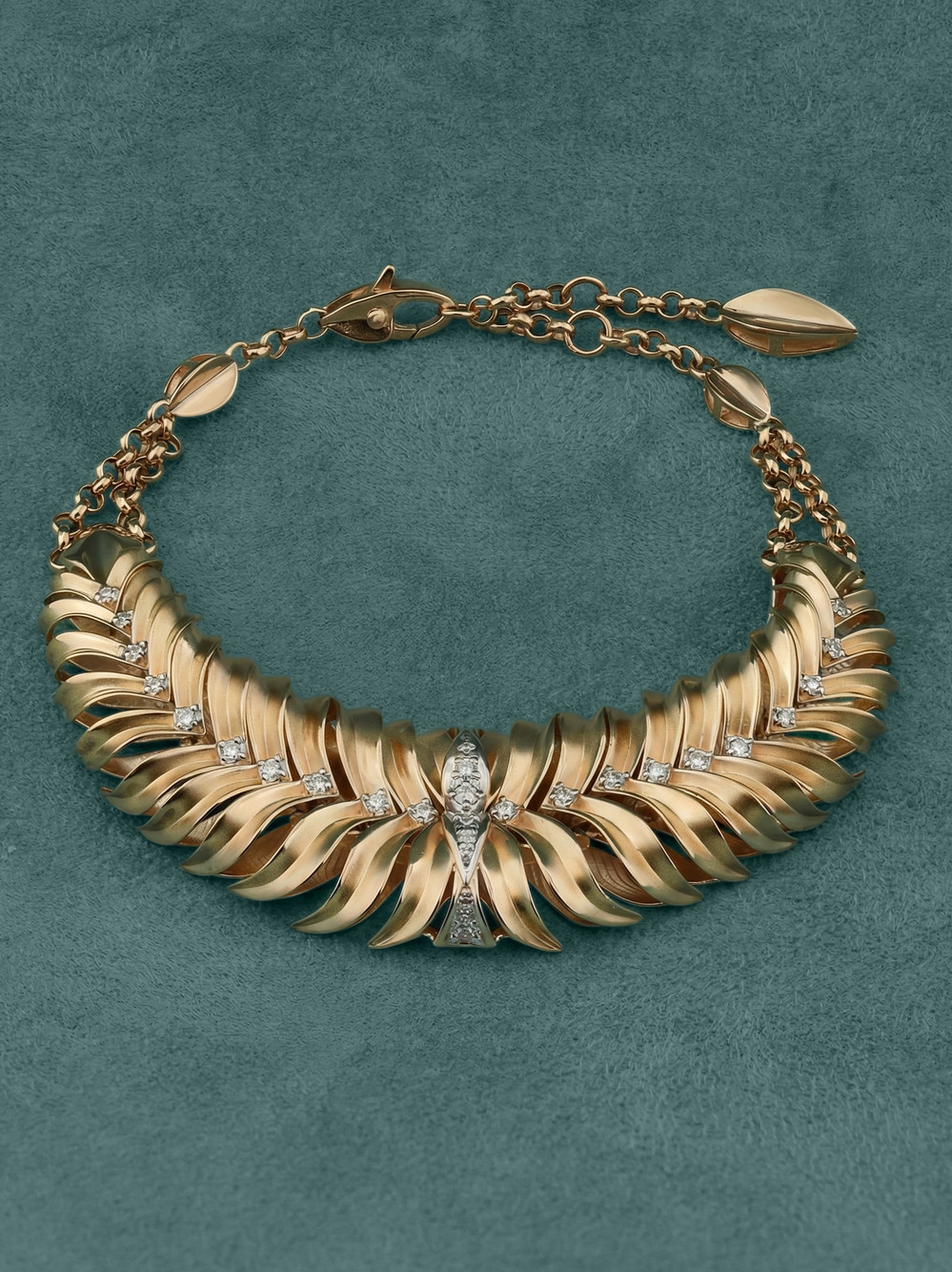 Браслет из золота c бриллиантами