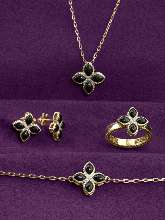 Колье из лимонного золота c бриллиантами и ониксом