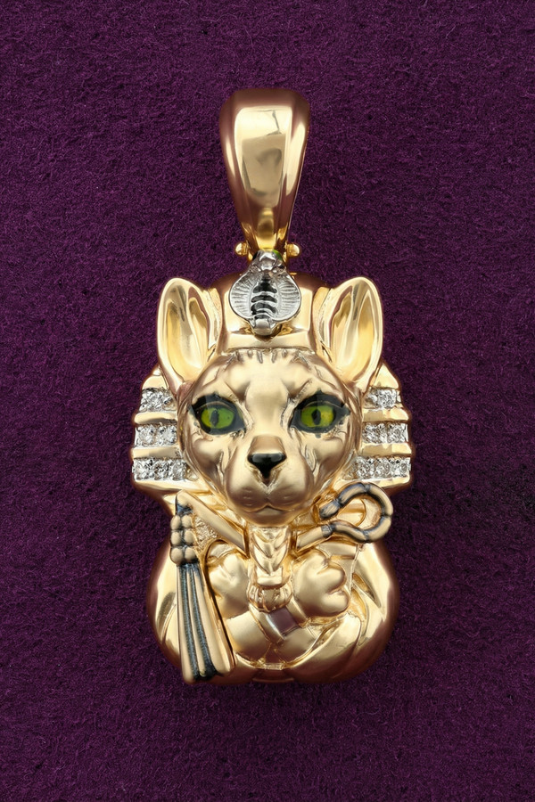 Подвеска из лимонного золота c эмаль , бриллиантами и рубином