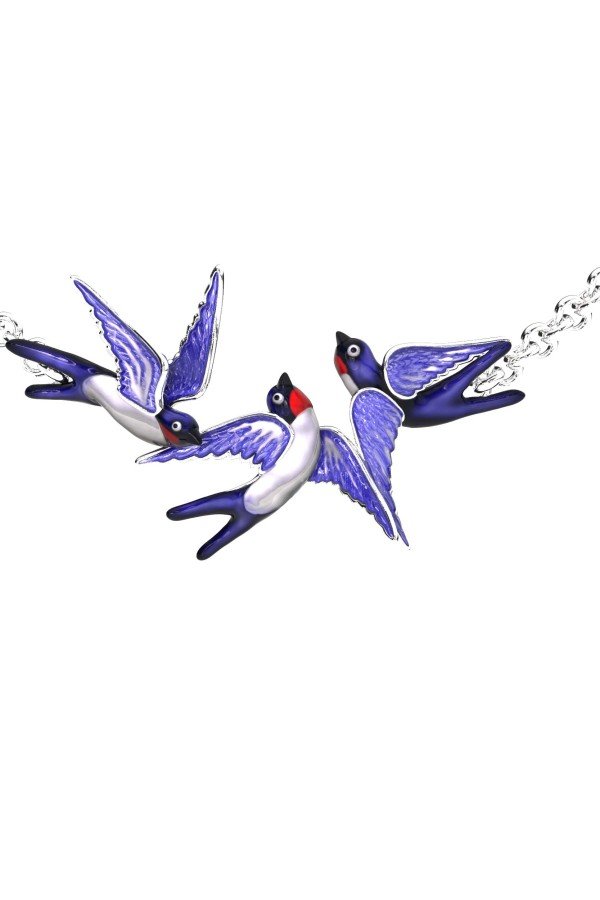 Колье из белого золота c эмаль