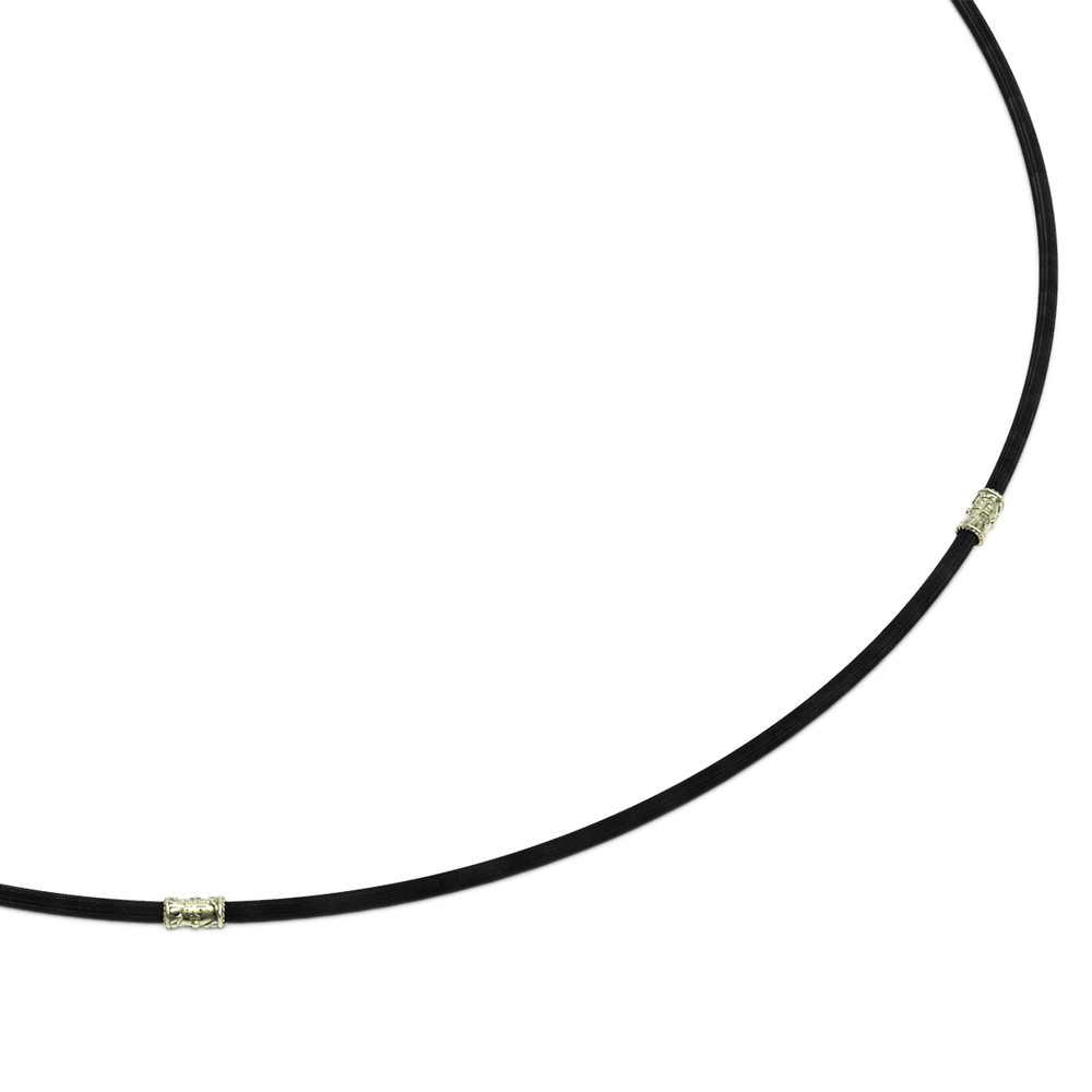 Шнурок шёлковый из зелёного золота c шёлковым шнурком