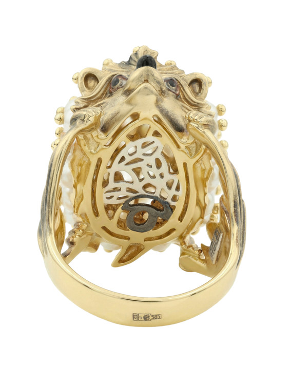 Кольцо из лимонного золота c эмалью и жемчугом