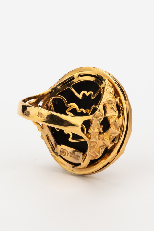 Кольцо из золота c эмалью и ониксом