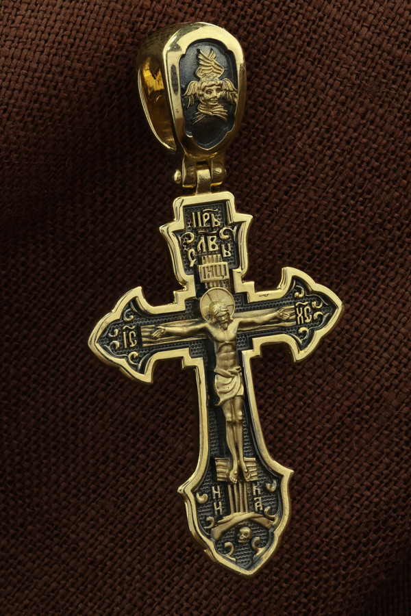 Крест из лимонного золота