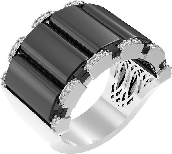 Кольцо из белого золота c бриллиантами и ониксом