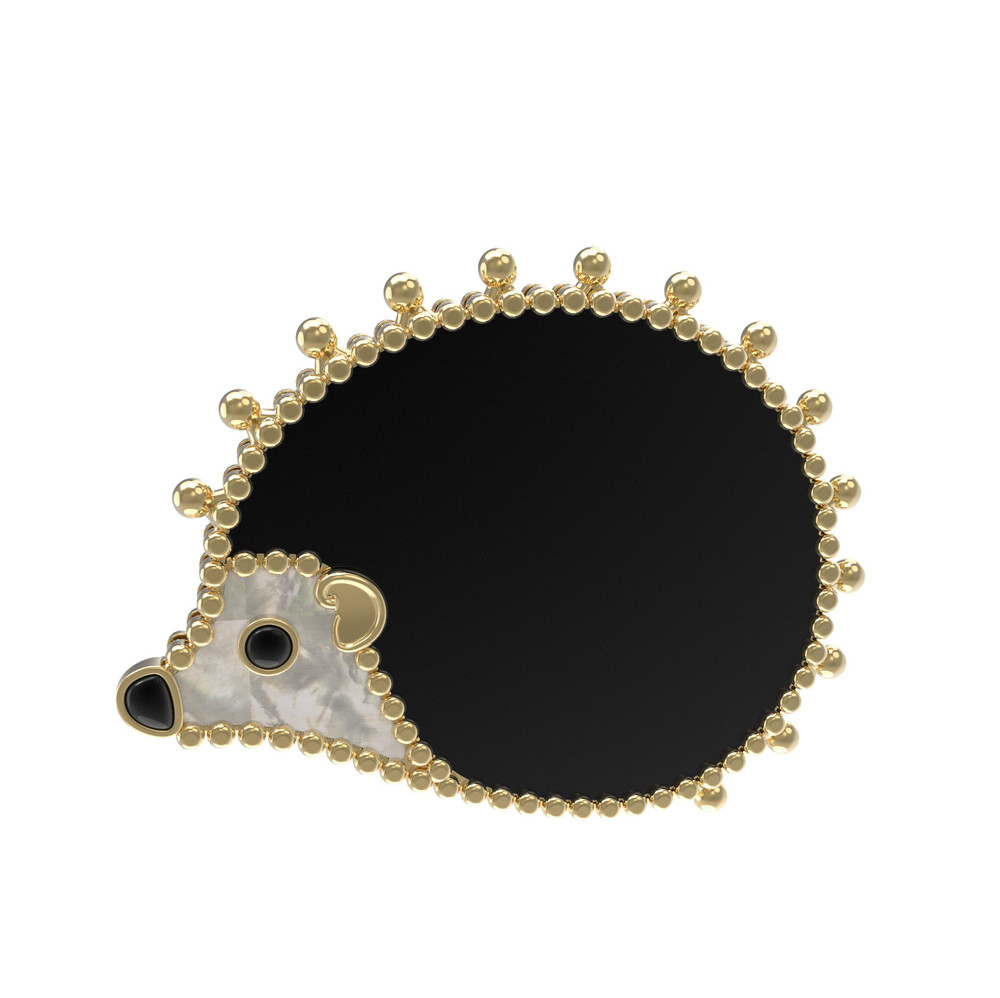 Брошь из лимонного золота c эмалью, ониксом и перламутром