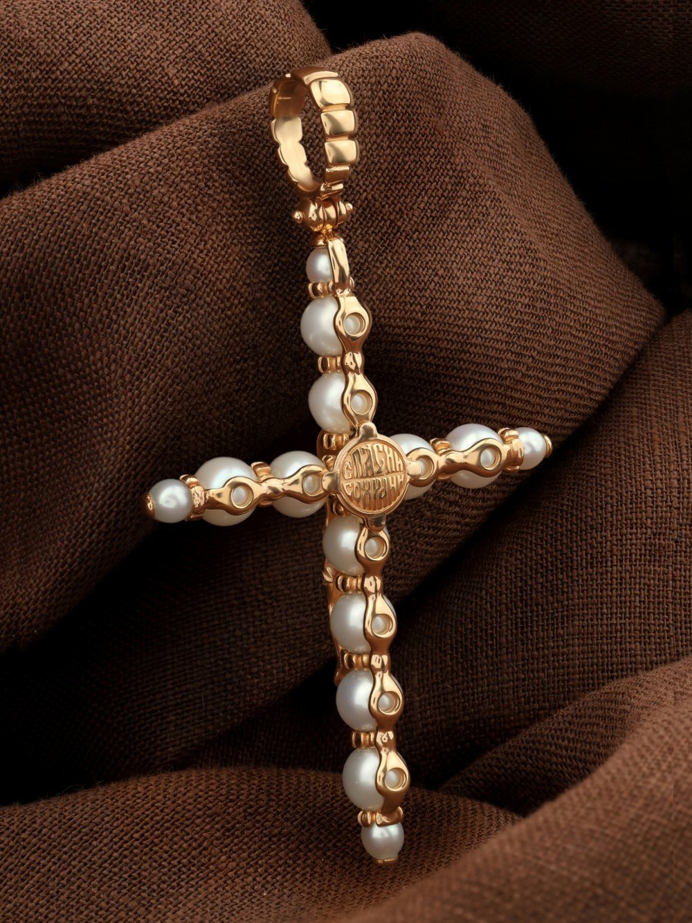 Крест из золота c жемчугом