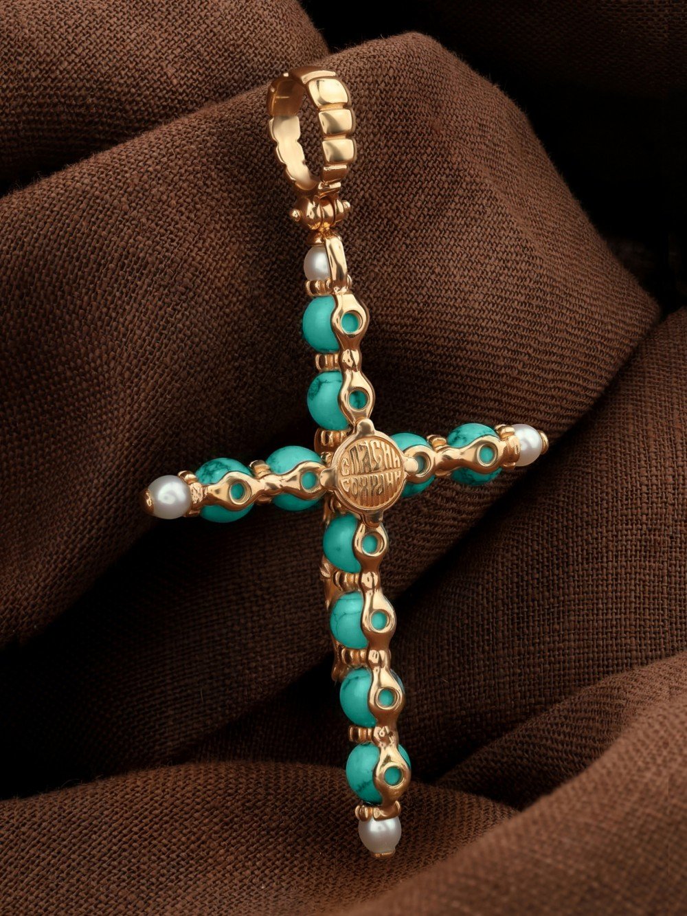 Крест из золота c жемчугом и бирюзой