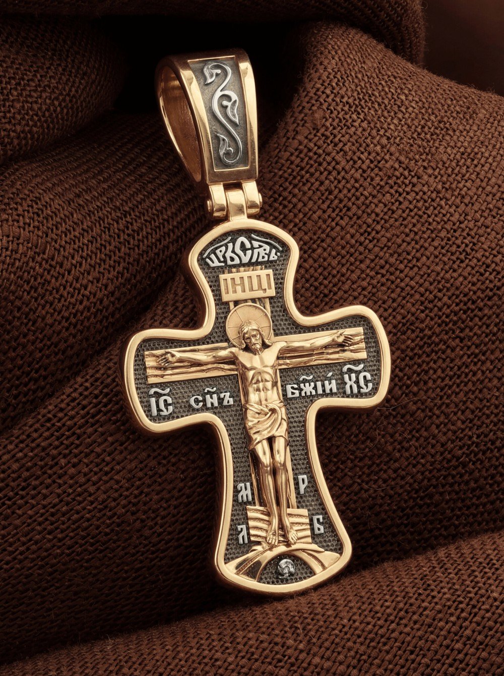 Крест из золота