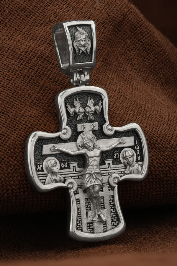 Крест из белого золота