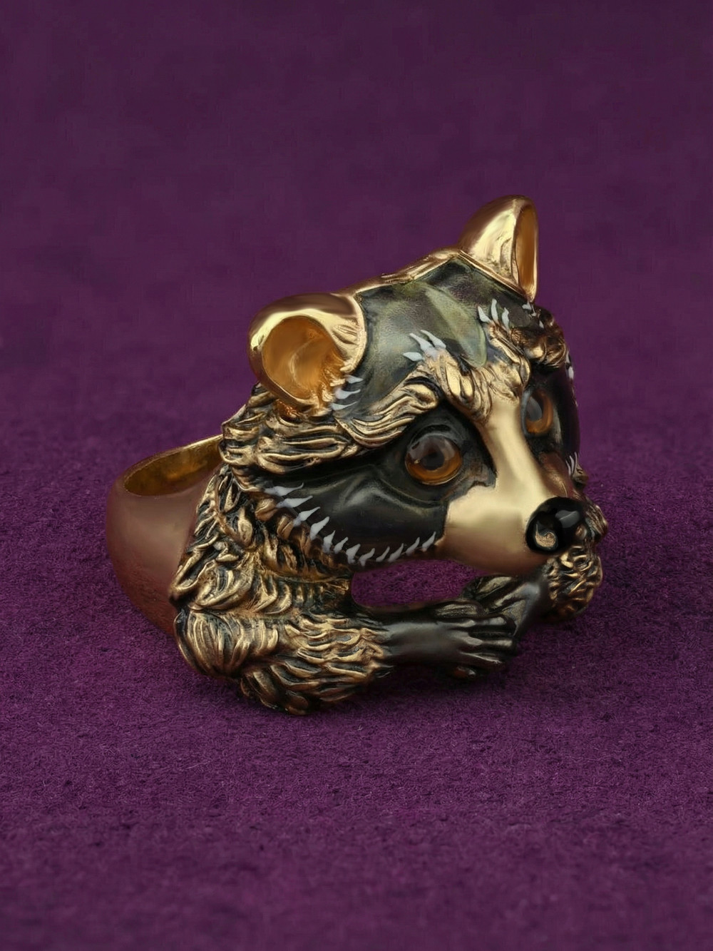 Кольцо из лимонного золота c эмаль