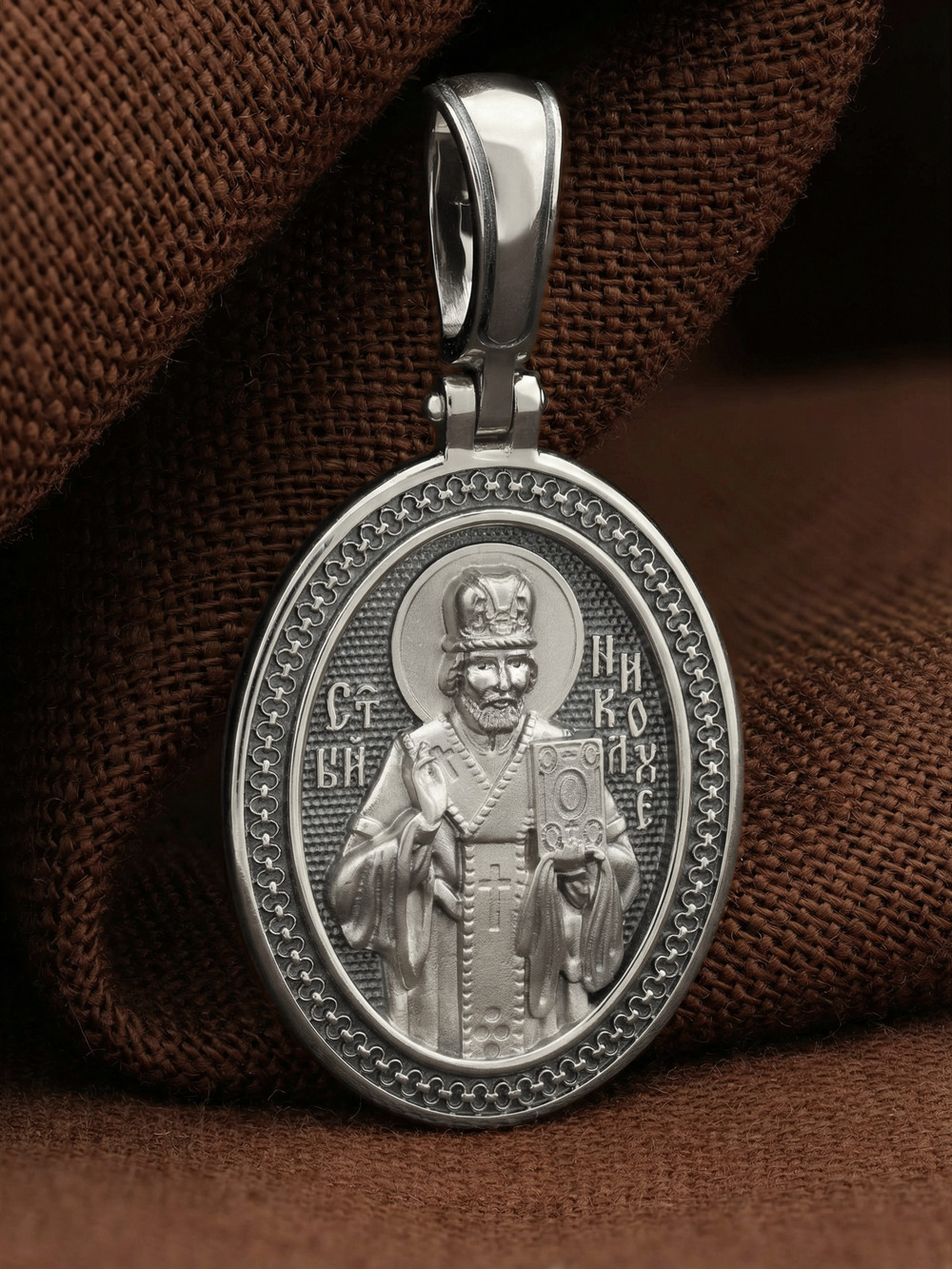 Образок из белого золота