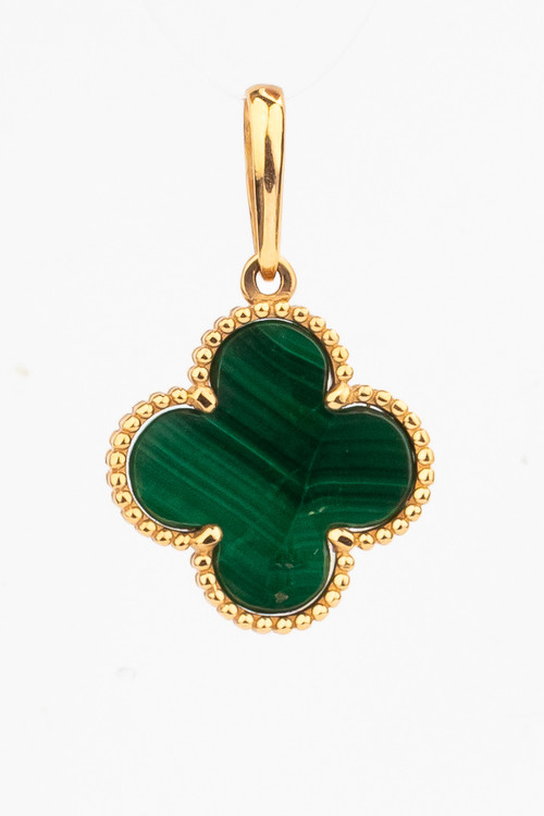 Подвеска из золота c малахитом
