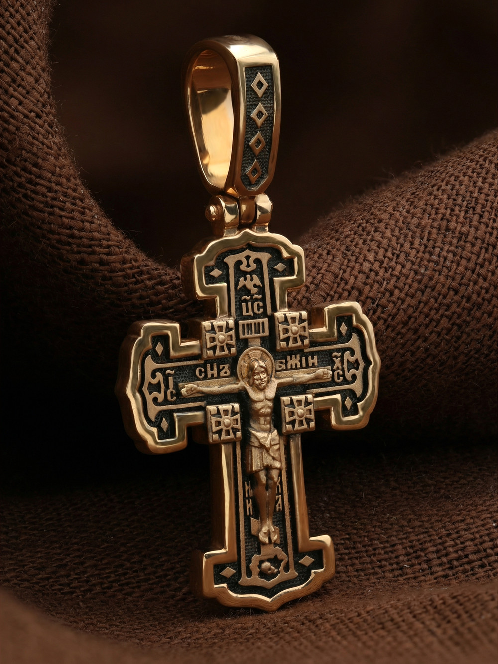 Крест из золота