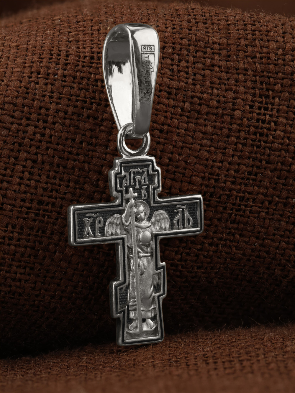 Крест из белого золота