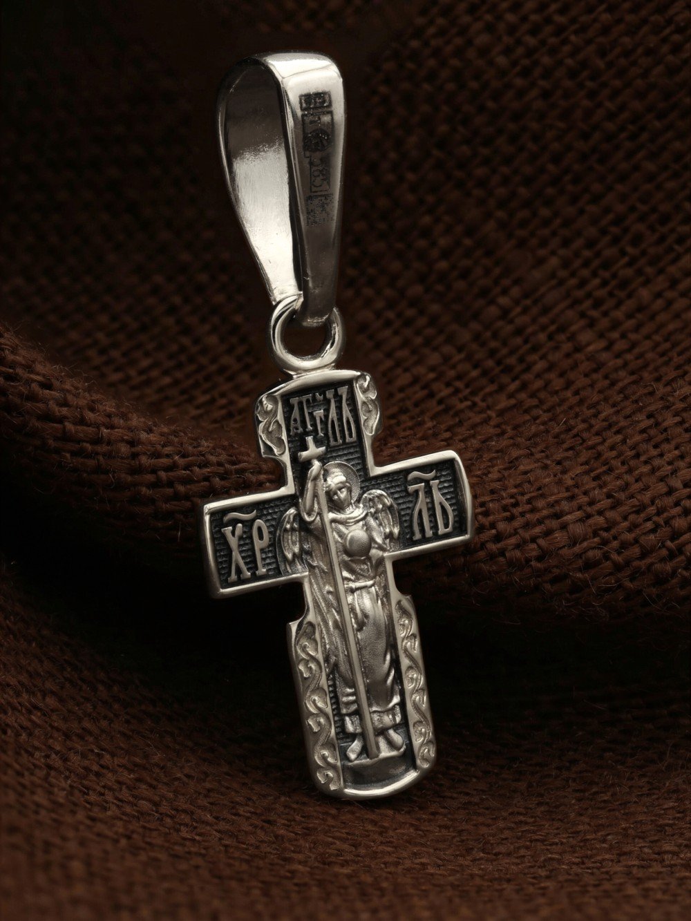 Крест из белого золота