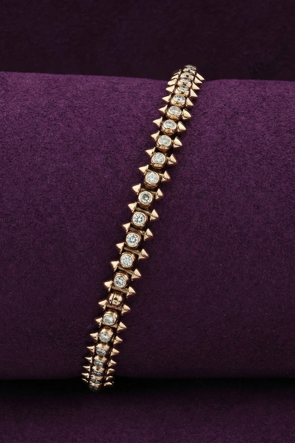 Браслет из розового золота c бриллиантами