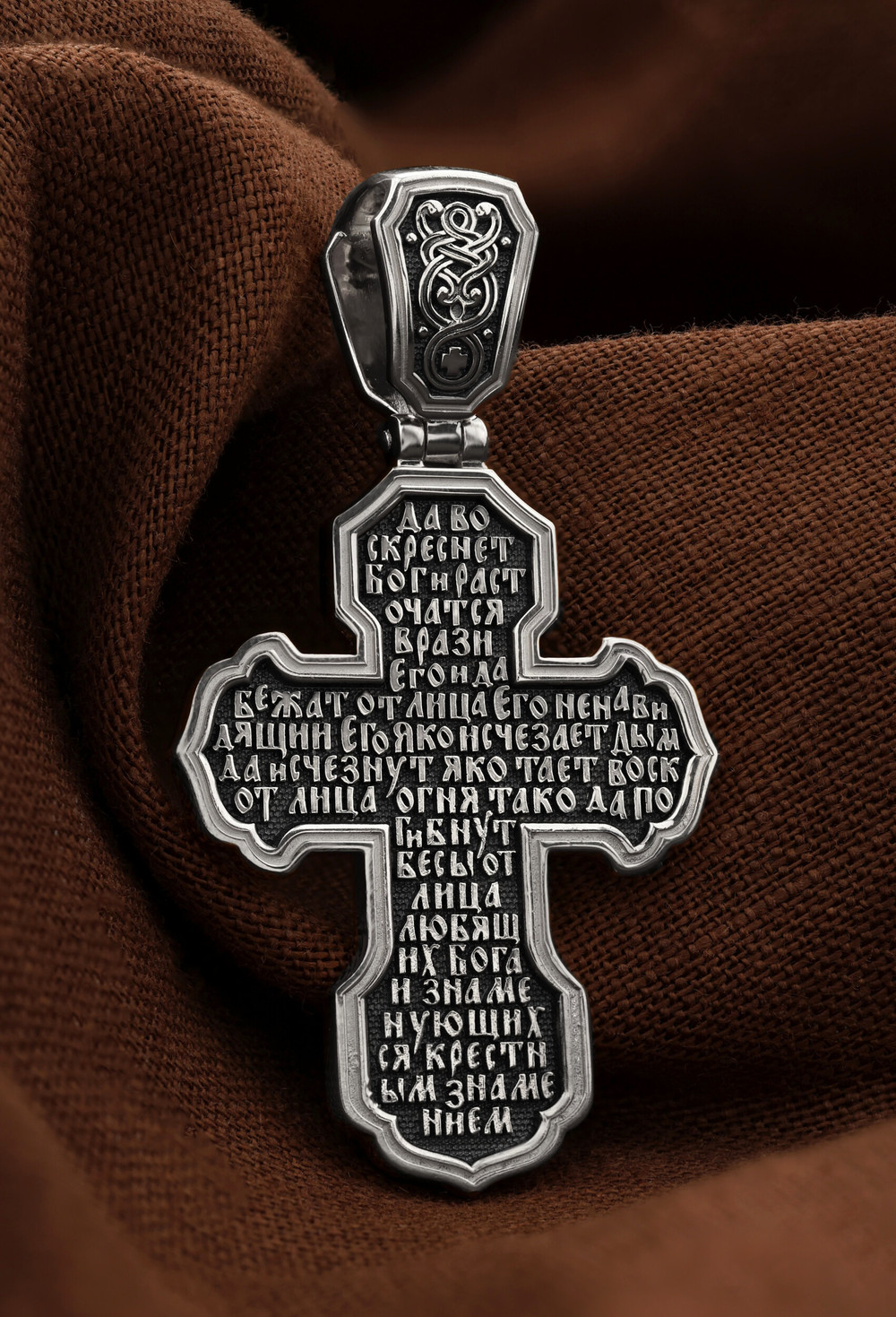 Крест из белого золота