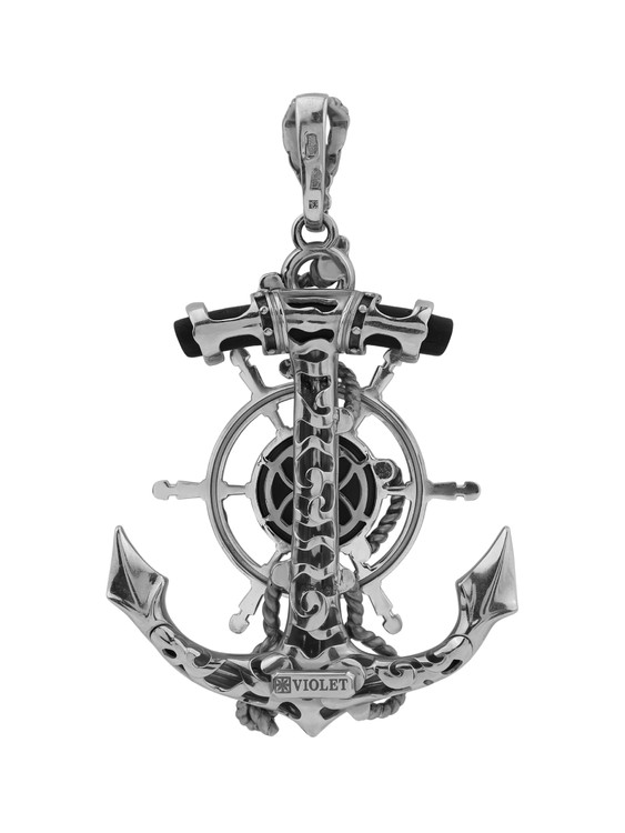 Подвеска из белого золота c ониксом и эбеновым деревом