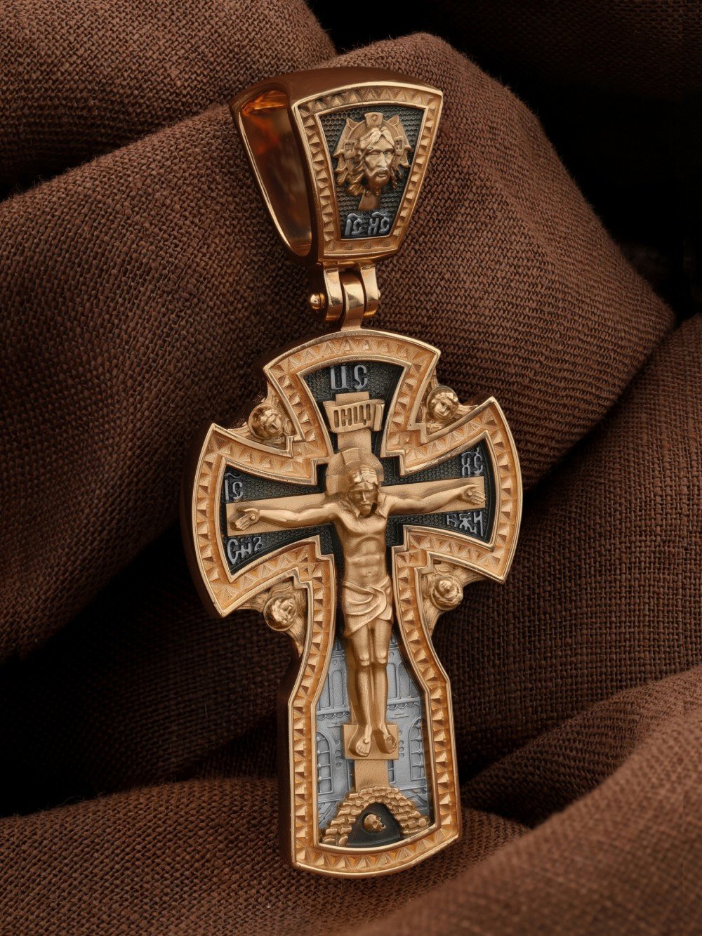 Крест из золота