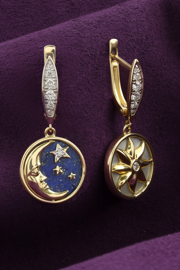 Серьги из лимонного золота c бриллиантами, лазуритом и перламутром