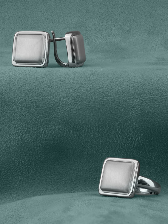 Кольцо из белого золота