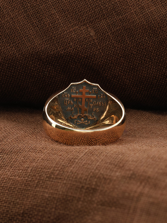 Кольцо из золота