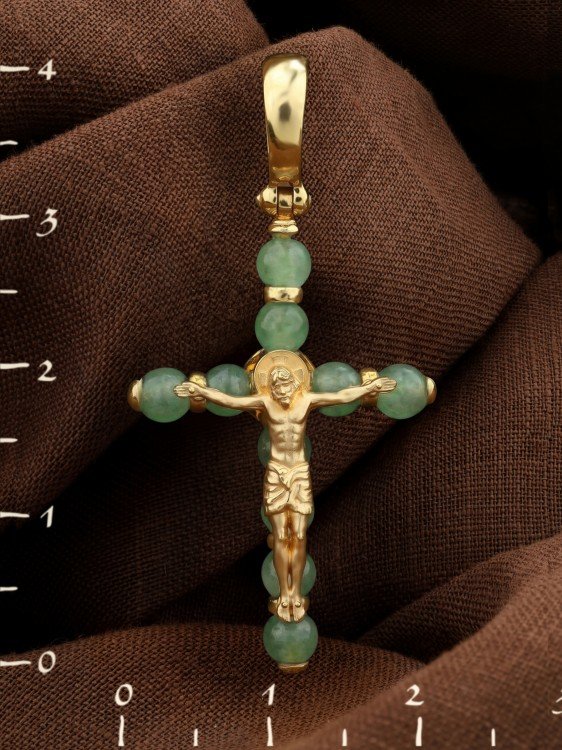 Крест из лимонного золота c нефритом