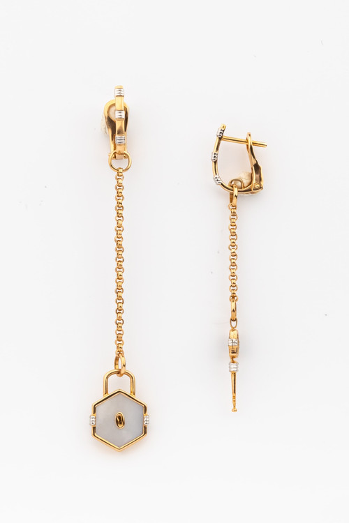 Серьги из золота c ониксом и перламутром