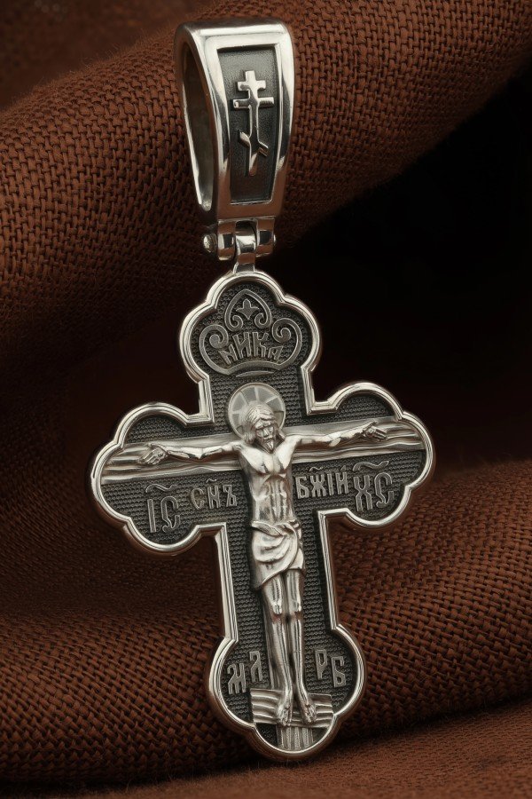 Крест из белого золота