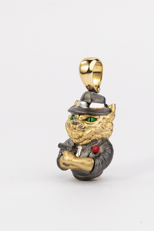 Подвеска из лимонного золота c эмаль , бриллиантами и рубином