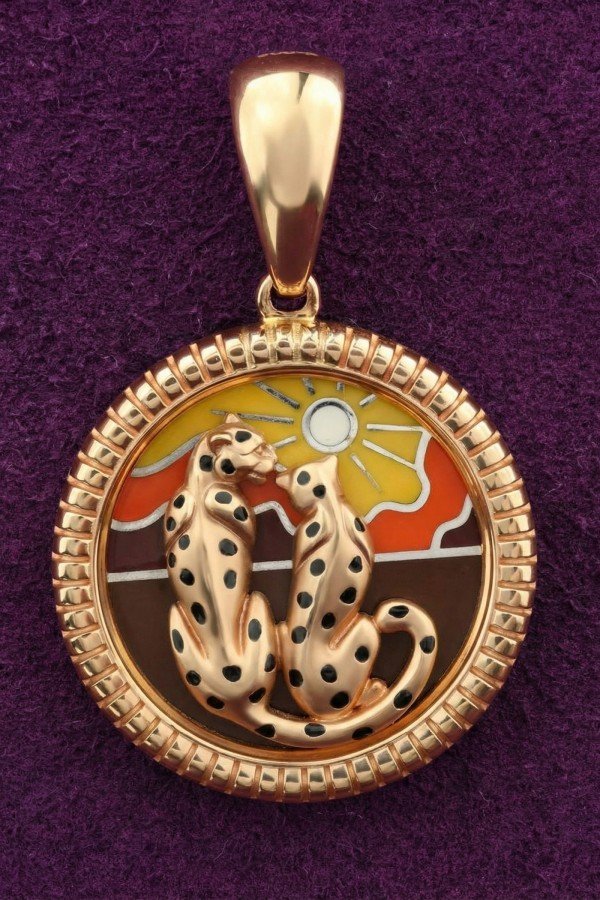 Подвеска из золота c эмаль