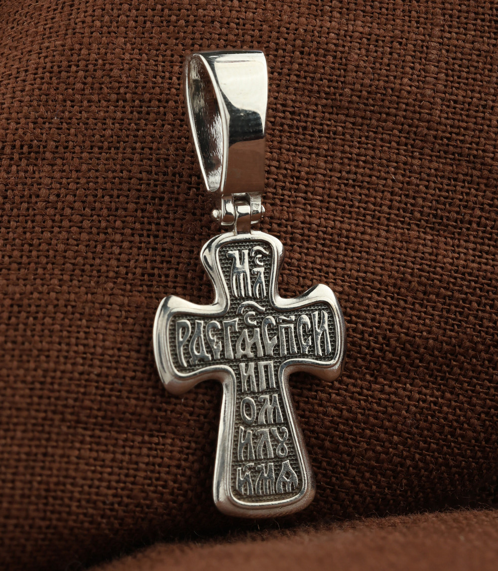 Крест из белого золота