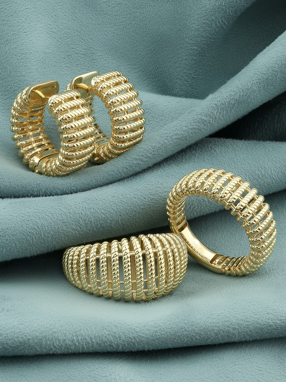 Кольцо из лимонного золота