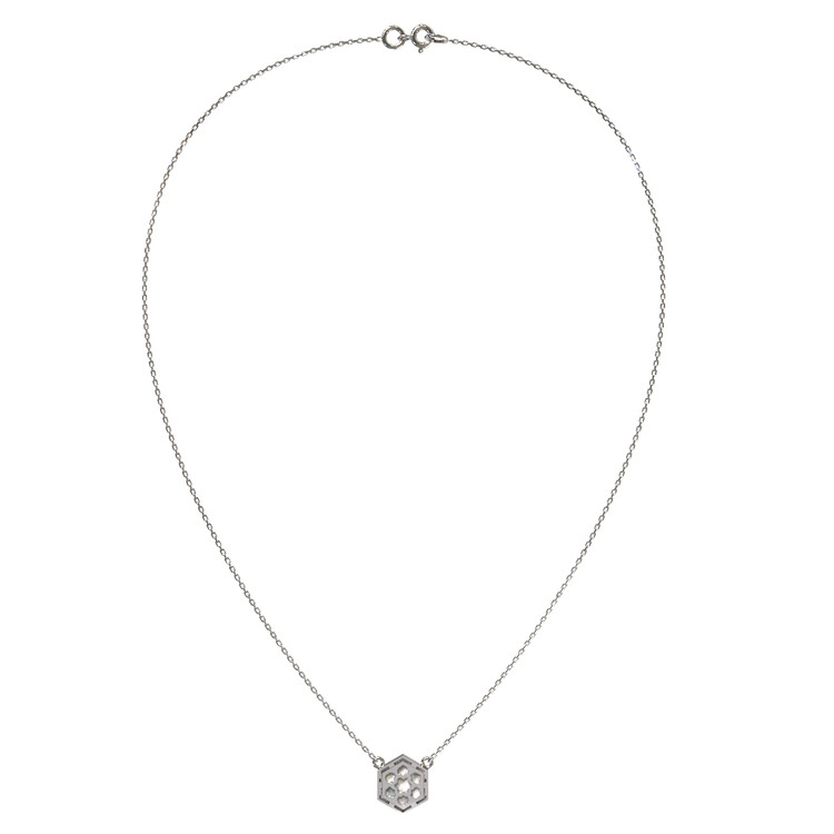 Колье из белого золота c перламутром