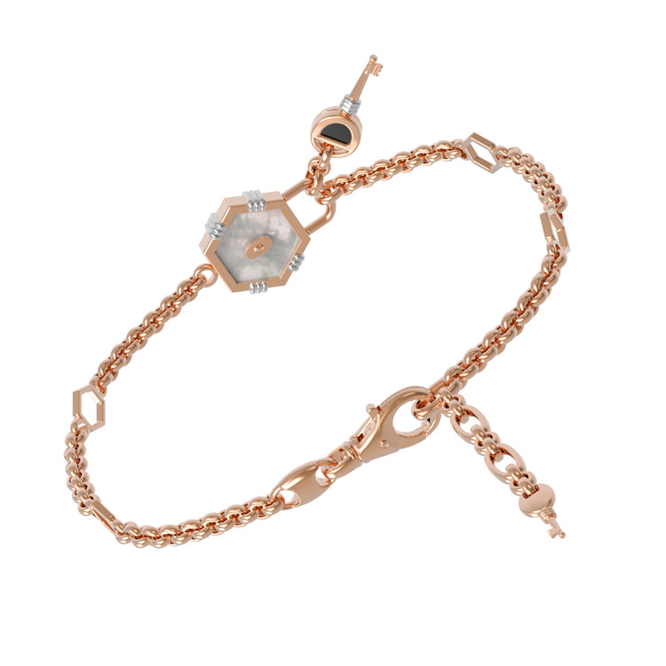 Браслет из золота c ониксом и перламутром