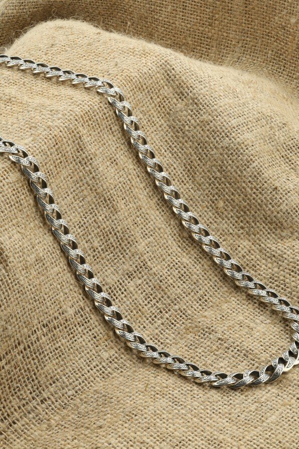 Цепь из серебра c рубином